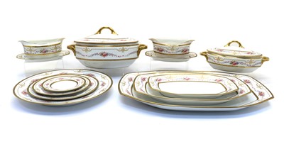 Lot 162 - A Hohenberg porcelain dinner service