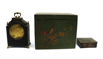 Lot 172 - A Chinoiserie decorated mantel clock