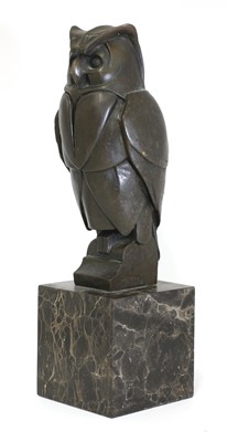 Lot 186 - An Art Deco-style bronze owl