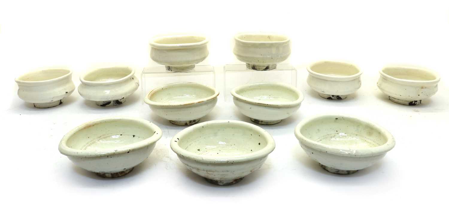 Lot 108 - A collection of five Japanese bowls
