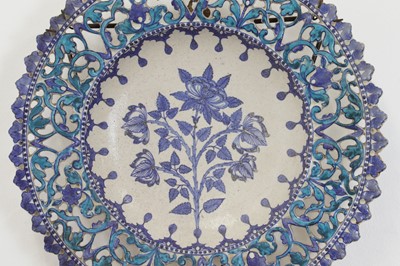 Lot 128 - A Multan glazed stoneware dish