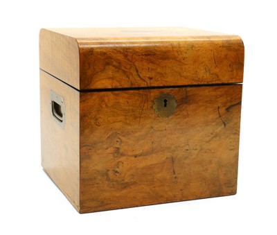 Lot 206 - A Victorian walnut decanter box