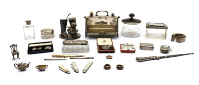 Lot 3 - A collection of silver items