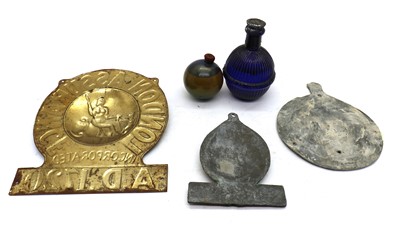 Lot 175 - A Harden Star glass fire grenade