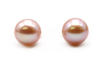 Lot 354 - A pair of gold cultured freshwater pearl stud earrings