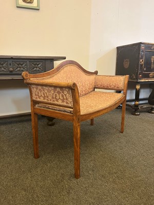 Lot 95 - An Edwardian strung and inlaid satinwood window seat