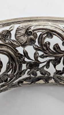 Lot 23 - A Victorian silver pierced dish ring