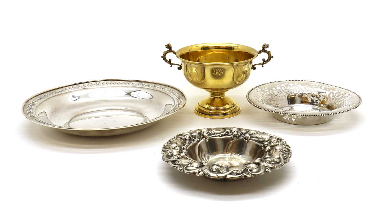 Lot 24 - An American silver-gilt bowl