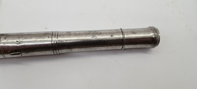 Lot 80 - A pair of flintlock boxlock cannon barrelled pistols by M Collins, Dublin