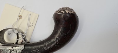 Lot 80 - A pair of flintlock boxlock cannon barrelled pistols by M Collins, Dublin