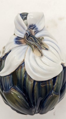 Lot 74 - A Bing and Grondahl porcelain pierced vase
