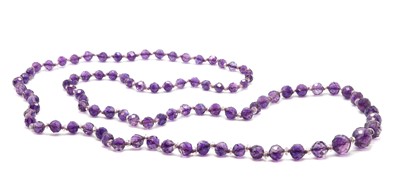 Lot 25 - An early 20th century amethyst necklace