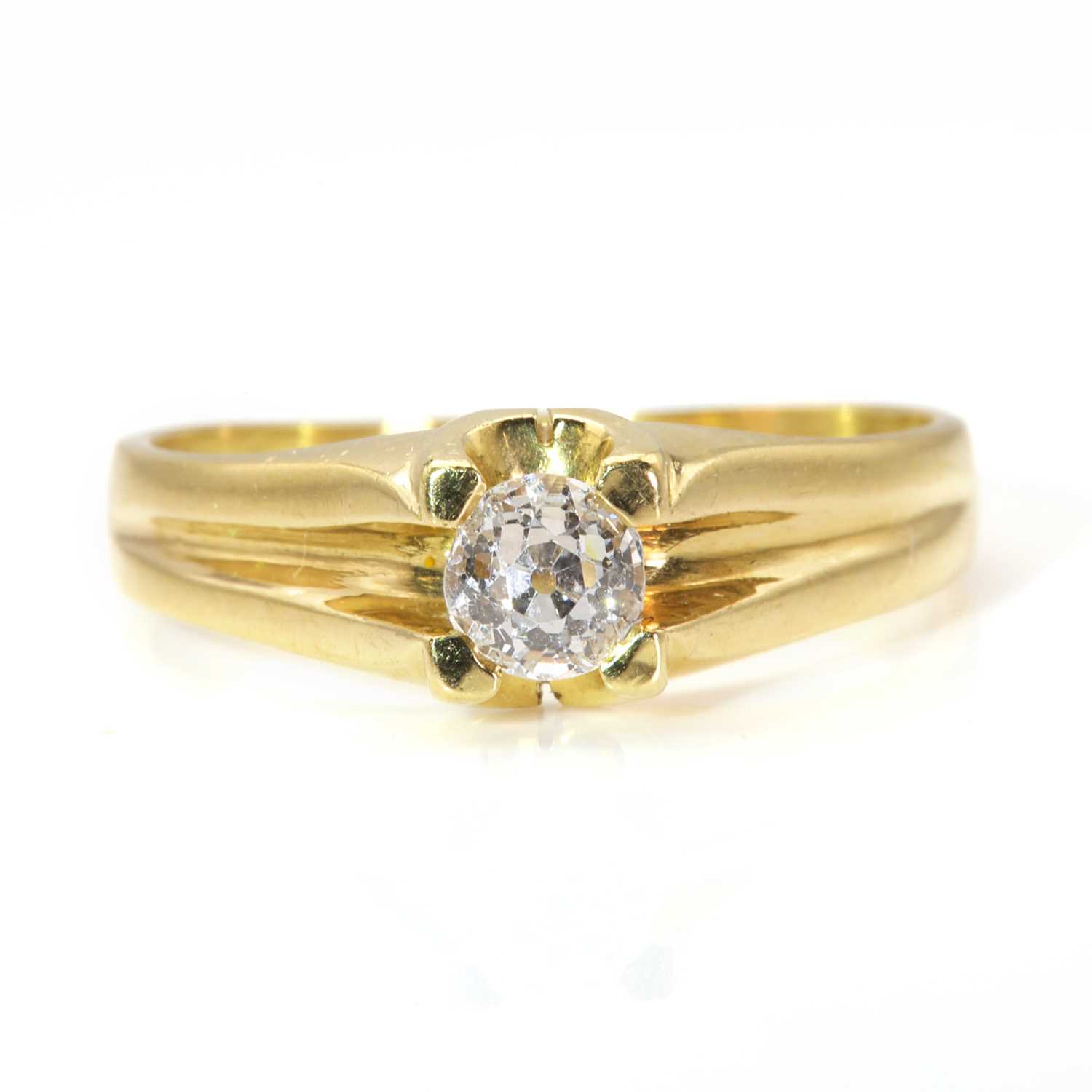 Lot 71 - An 18ct gold gentlemen's single stone diamond ring