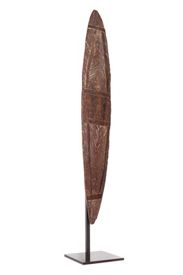 Lot 51 - A rare Australian Aboriginal hardwood parrying shield