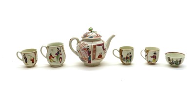 Lot 211 - A Worcester porcelain 'Boy in the Window' pattern teapot