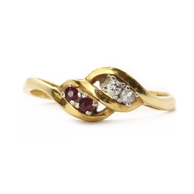 Lot 98 - An 18ct gold ruby ring