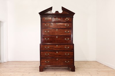 Lot 54 - A George III mahogany chest on chest