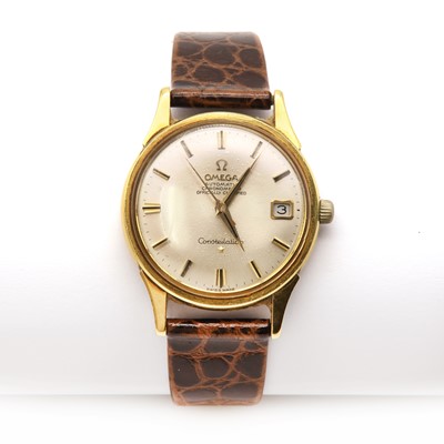 Lot 452 - A gentlemen's 18ct gold Omega automatic chronometer 'Constellation' strap watch