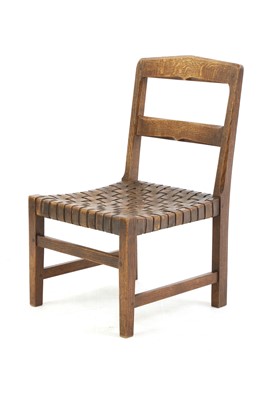 Lot 129 - An Arts and Crafts oak chair
