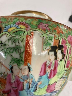 Lot 82 - A collection of Chinese Canton famille rose