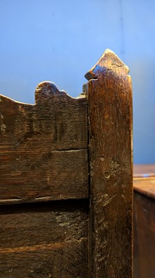Lot 397 - An oak wainscot chair