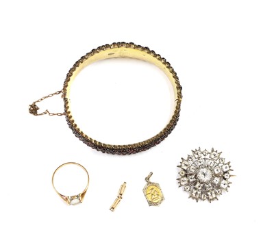 Lot 259 - A collection of jewellery