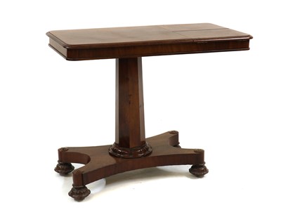 Lot 433 - A William IV fiddleback mahogany reading table
