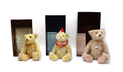 Lot 327 - A group of three Steiff teddy bears