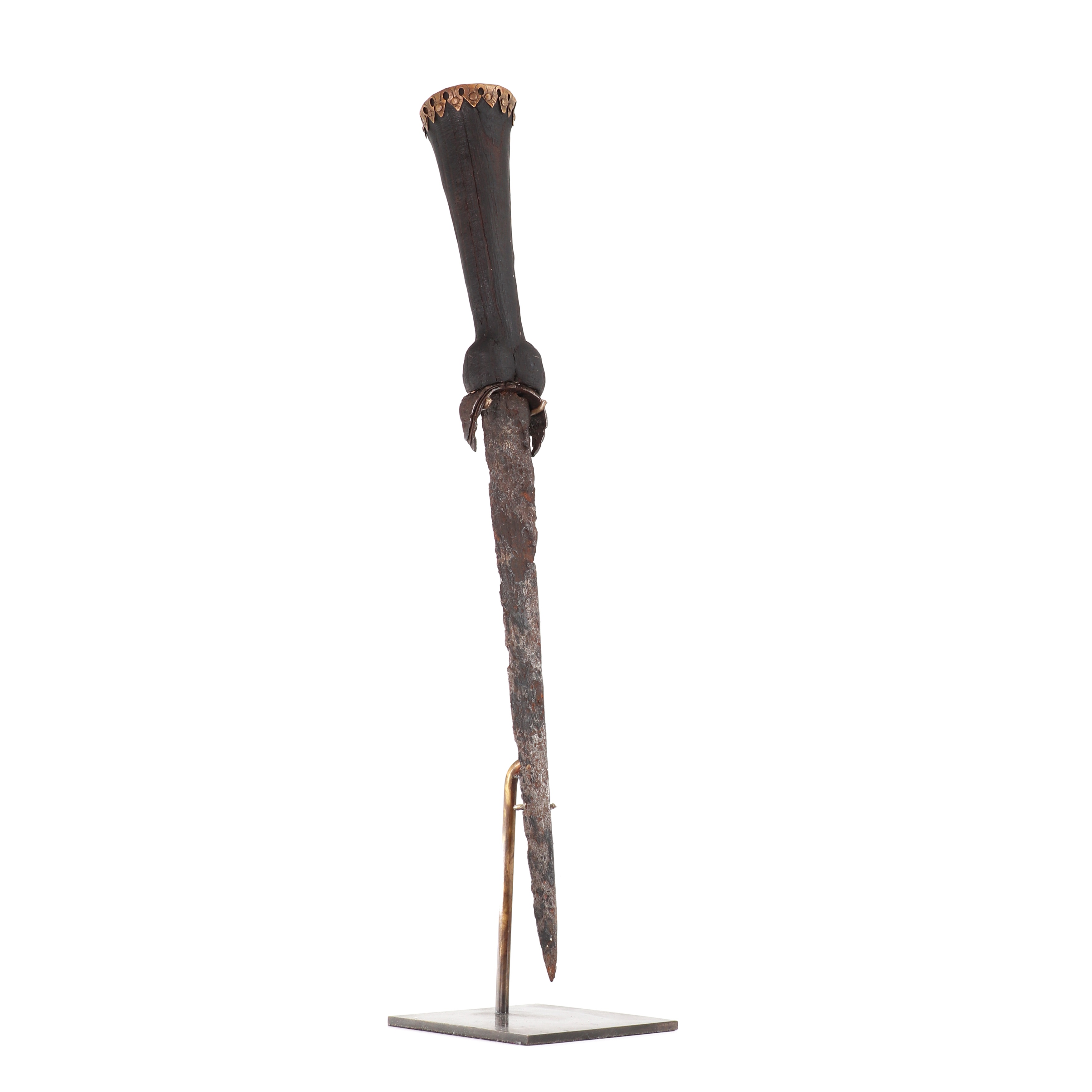 Lot 153 - A medieval 'ballock' dagger,