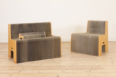 Lot 601 - A 'Flexible Love' expandable chair/settee