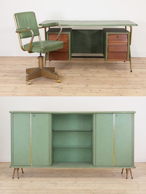 Lot 314 - An Italian desk suite