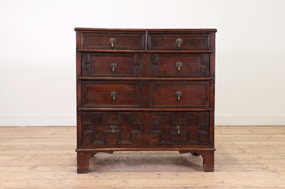 Lot 219 - An oak chest of drawers