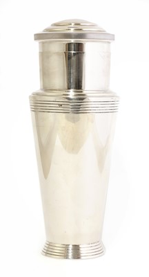 Lot 176 - A silver-plated cocktail shaker