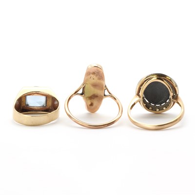 Lot 259 - Three gold rings