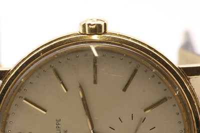 Lot 455 - A gentlemen's 18ct gold Patek Philippe automatic strap watch, c.1960