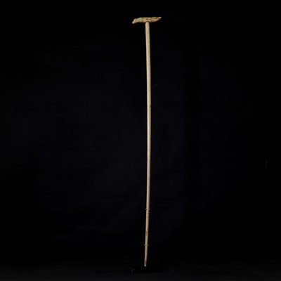 Lot 91 - A sailor's scrimshaw cane