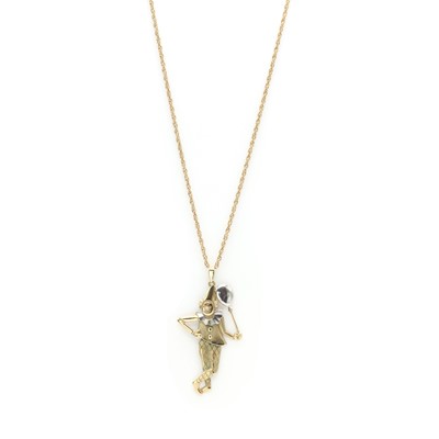 Lot 287 - A 9ct gold articulated clown pendant and chain