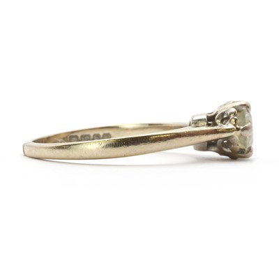 Lot 86 - An 18ct white gold single stone diamond ring