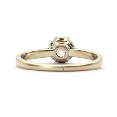 Lot 86 - An 18ct white gold single stone diamond ring