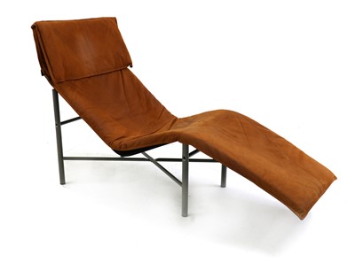 Lot 411 - An Ikea 'Skye' chaise lounge