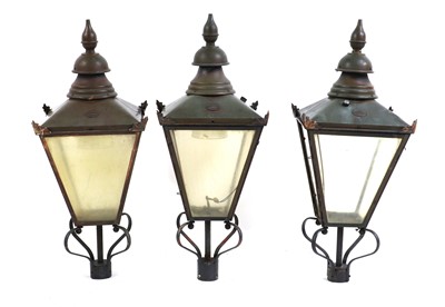 Lot 410 - A set of three street lanterns