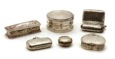Lot 8 - A collection of silver sovereign cases