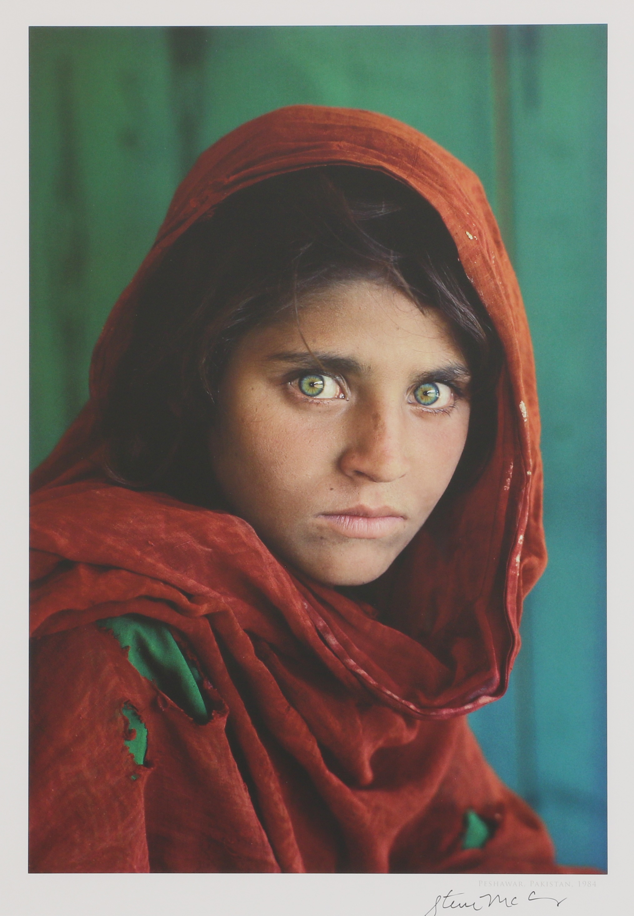 Lot 326 - Steve McCurry (American, B.1950)