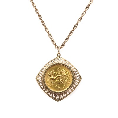 Lot 366 - A gold sovereign pendant