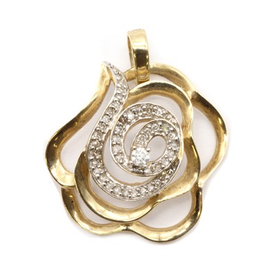 Lot 72 - A 9ct gold diamond set flower pendant