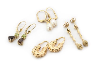 Lot 308 - A collection of gold jewellery
