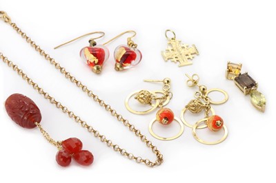 Lot 315 - A collection of gold jewellery
