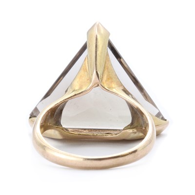 Lot 35 - A 9ct gold single stone smoky quartz ring