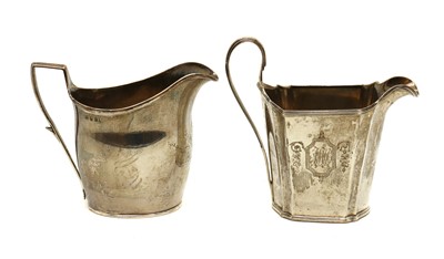 Lot 29 - A George III silver cream jug