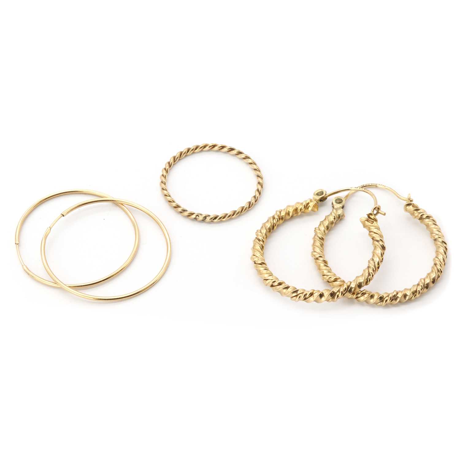 Lot 303 - Two pairs of gold hoop earrings